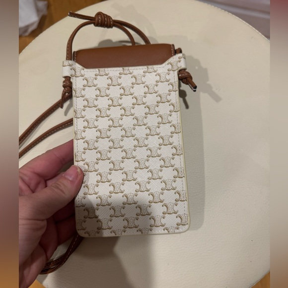 CELINE new phone pouch $690 in store - Picture 3 of 6